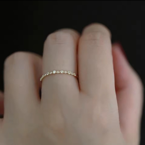 Elegant Gold and Silver Sterling Ring! - Picture 3 of 6